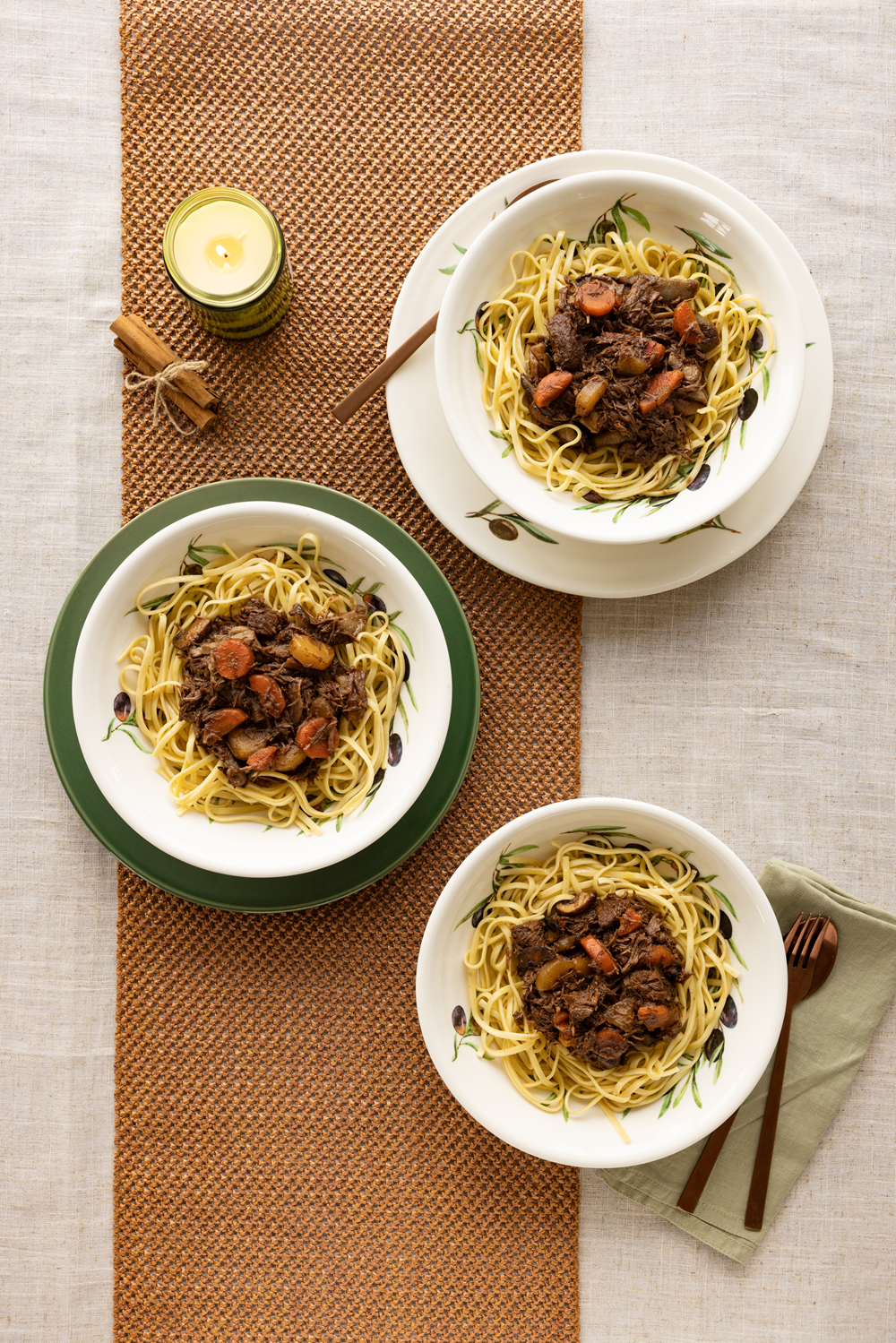 Dunkelbier-Gulasch mit Winter Spice Mix Dunkelbier-Gulasch mit Winter Spice Mix