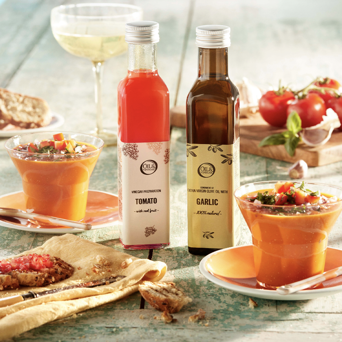 Natives Olivenöl Extra mit Knoblauch - 250 ml Natives Olivenöl Extra mit Knoblauch - 250 ml