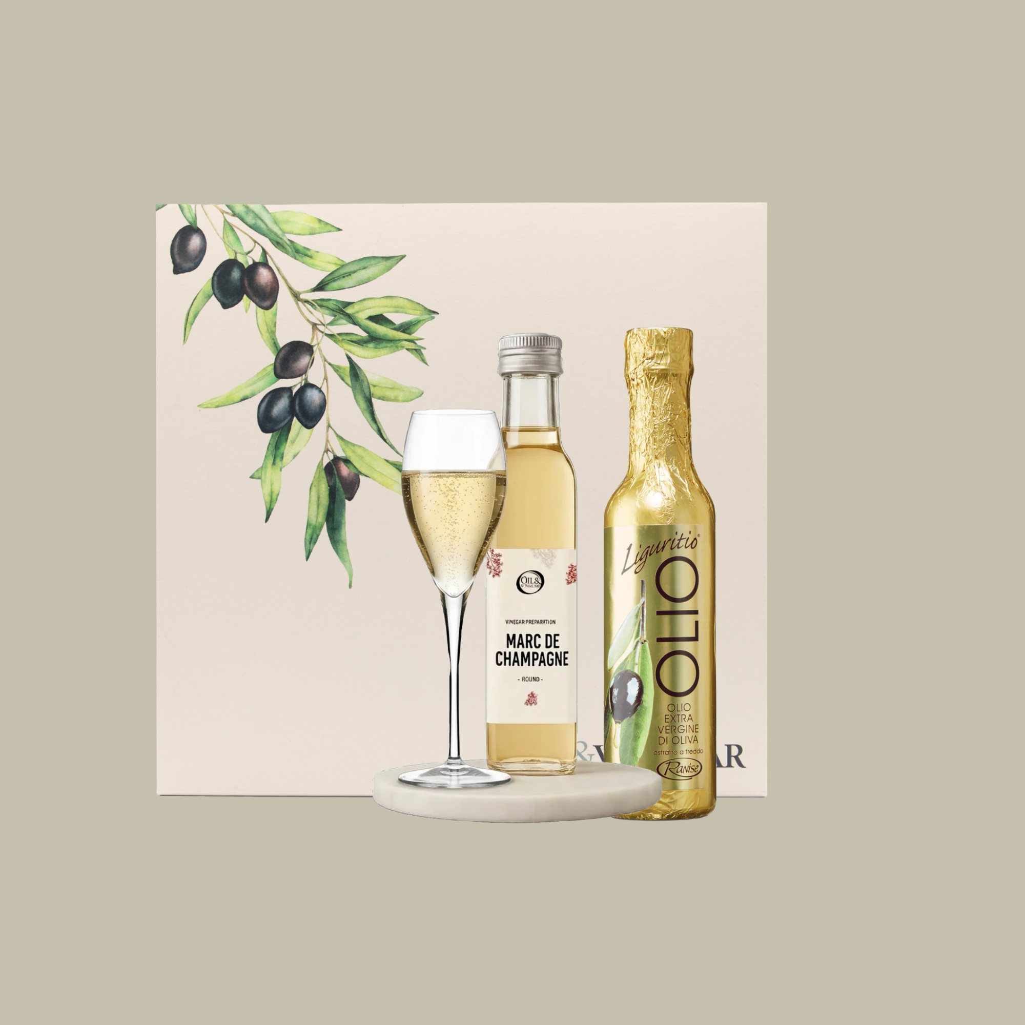 Geschenkpaket Goldenen Neujahr